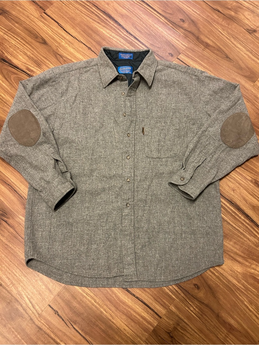 Pendleton Vintage Pure Virgin Wool Men’s XL Button Up Suede Elbow Patches